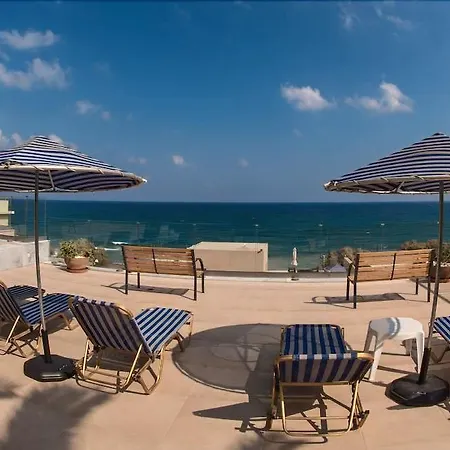 Archipelagos 4*