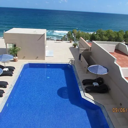 Archipelagos 4*